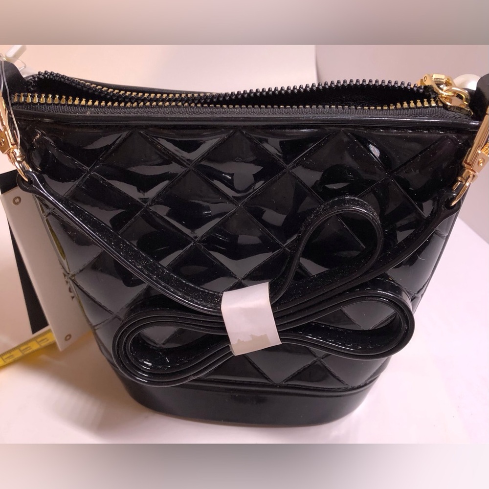 LeMeil Black quilted vegan leather bucket/crossbody Bag. Pearl Handle. - Picture 6 of 11